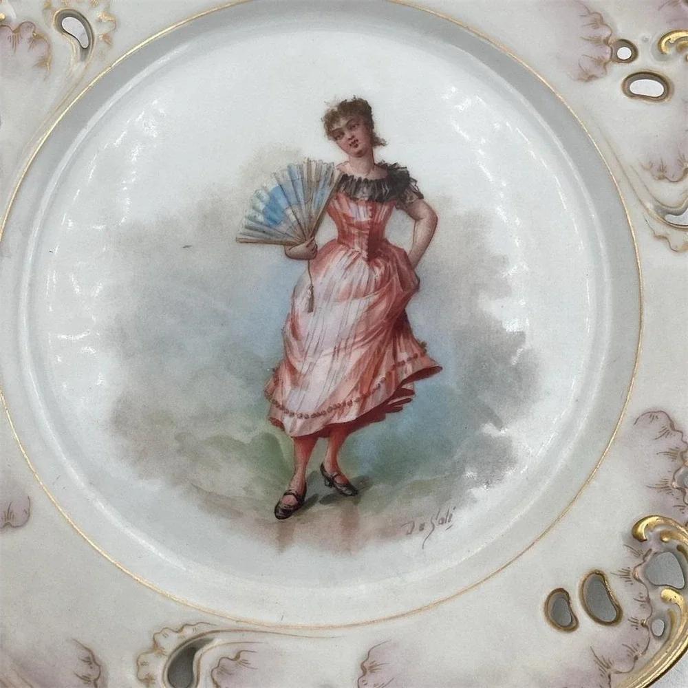Limoges show stopping